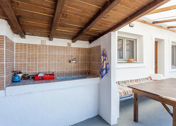 Aloni * Skopelos Town