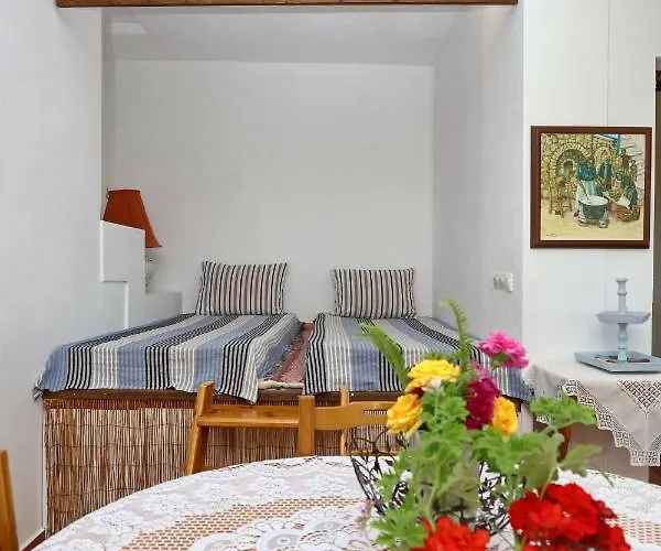 Holiday home Aloni *